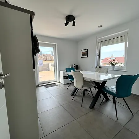 Apartment Menge *