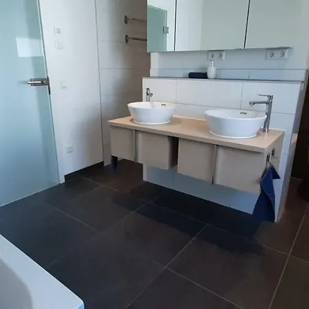 Apartment Menge Obersulm